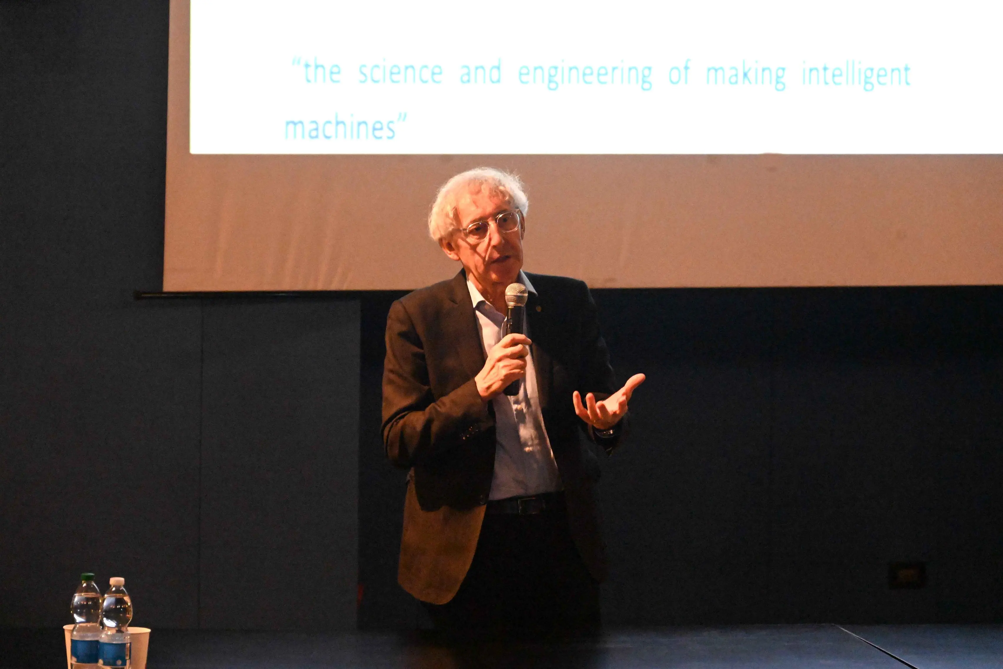 CRONACA BRESCIA LICEO LEONARDO CONFERENZA PROFESSOR ALFIO QUARTERONI PER SANDRINI 08-01-2025 MARCO ORTOGNI NEW EDEN GROUP