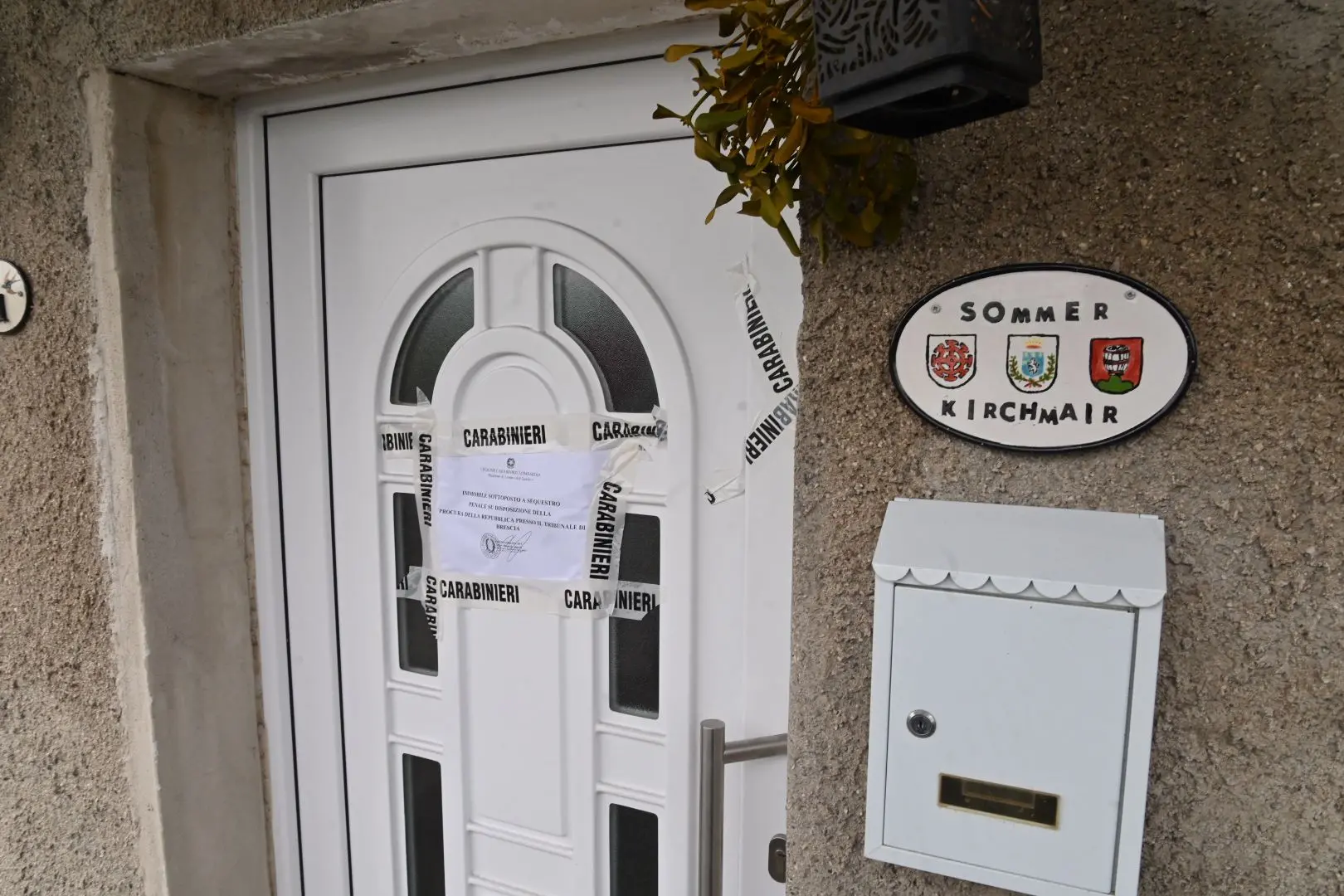 Coppia trovata morta a Lonato