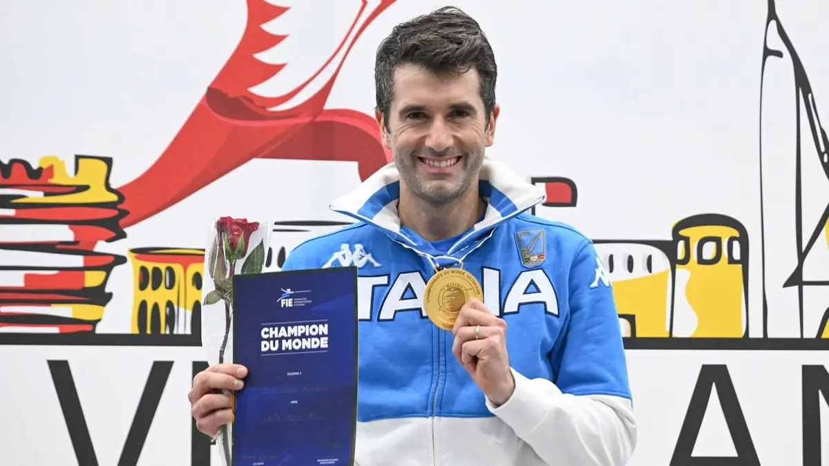 Ugo Balestrieri con la medaglia d'oro - © www.giornaledibrescia.it
