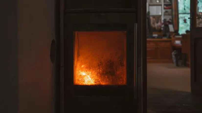 Il monossido di carbonio proviene principalmente da fonti di combustione come stufe, radiatori a gas, caldaie, caminetti...