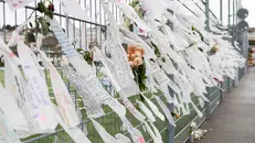 I messaggi lasciati a Crans-Montana dopo la strage di Capodanno - Ansa © www.giornaledibrescia.it