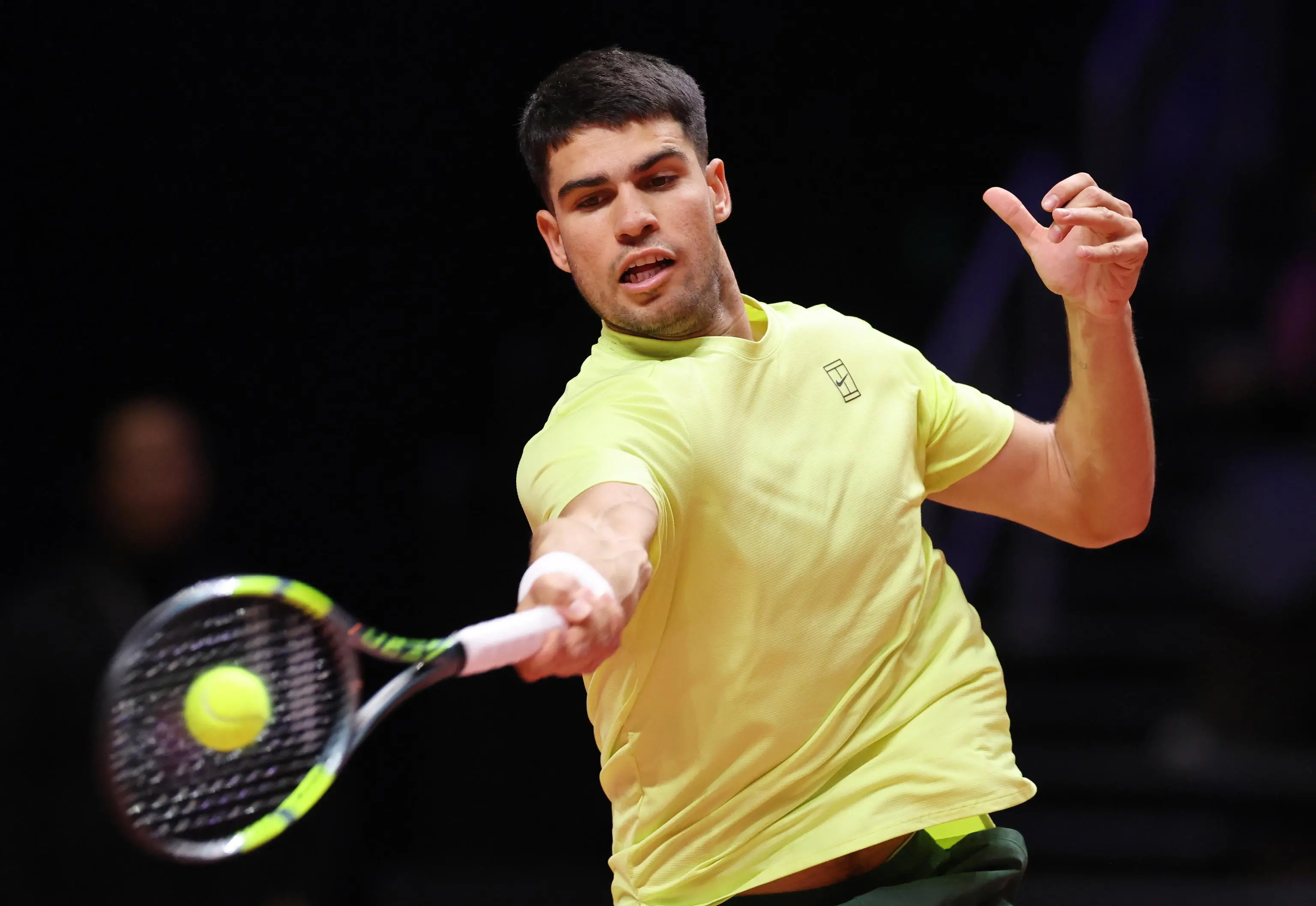 epa12639909 Carlos Alcaraz of Spain in action against Jannik Sinner of Italy during the Hyundai Card Super Match in Incheon, South Korea, 10 January 2026. EPA/HAN MYUNG-GU