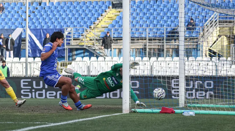 Quello di Cazzadori è l'unico gol segnato nei primi tempi con Corini - Foto New Reporter Nicoli © www.giornaledibrescia.it