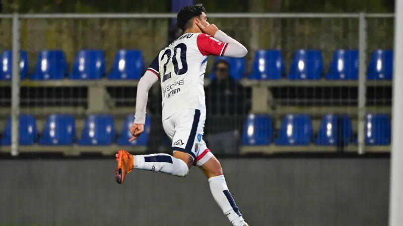 L'esultanza di Caccavo - Ufficio stampa Lumezzane