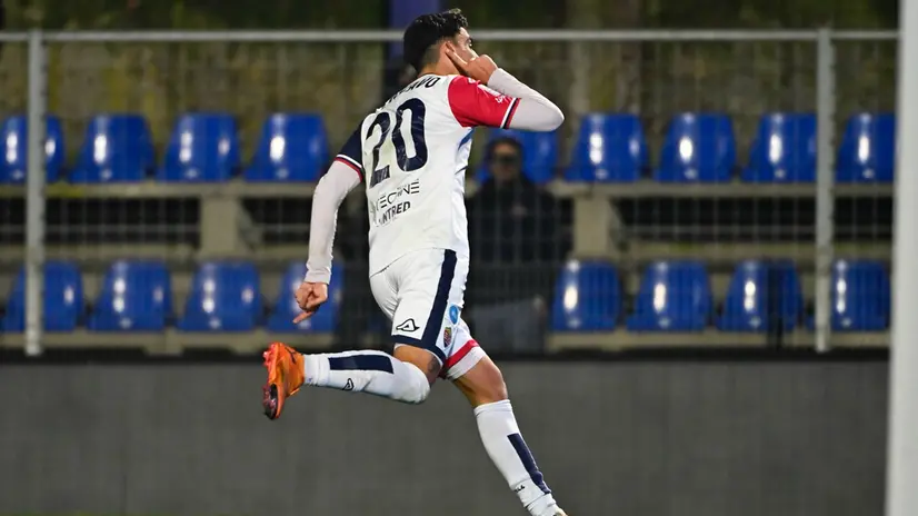 L'esultanza di Caccavo - Ufficio stampa Lumezzane