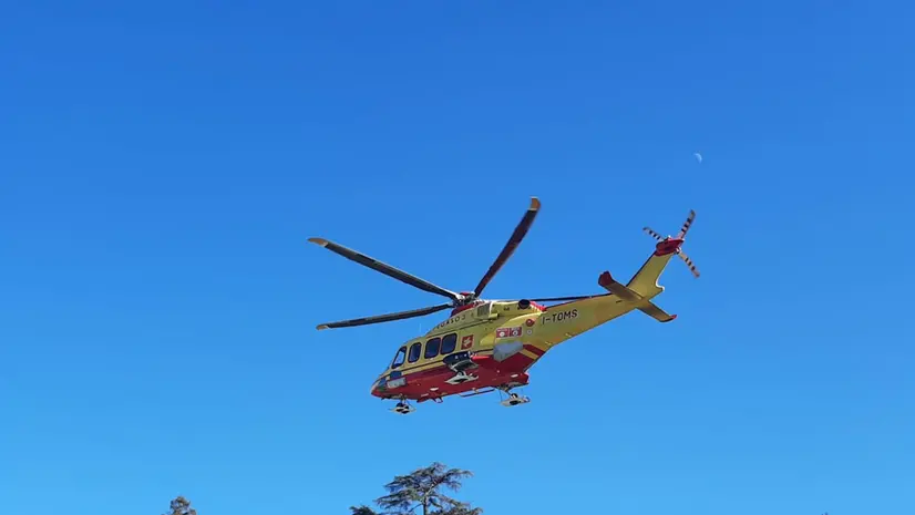 L'elisoccorso in volo (immagine di archivio) - © www.giornaledibrescia.it