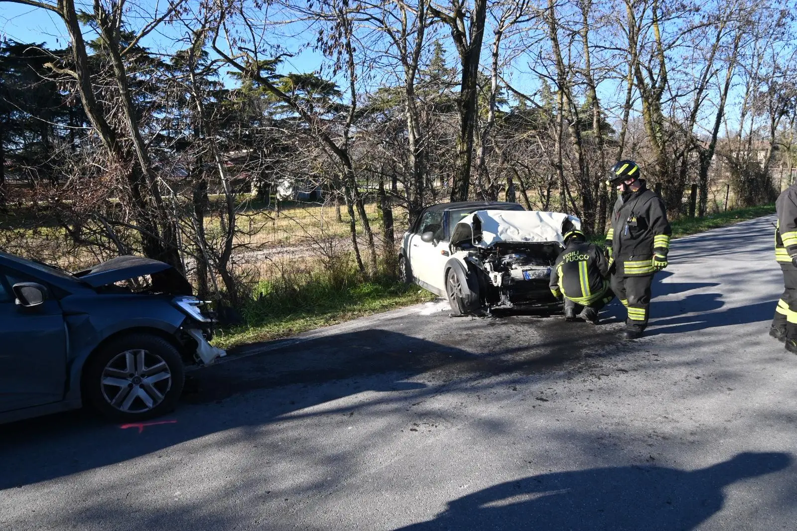 Il frontale a Lonato: i mezzi coinvolti
