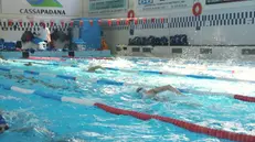 La piscina comunale di Gardone, che paga il conto per tutti