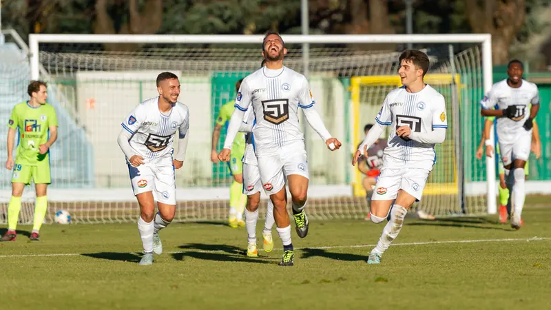 Serie D, gli scatti di Pro Palazzolo-Desenzano