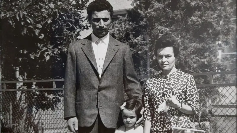 Pietro ed Elda a Castenedolo con la loro piccola Donata