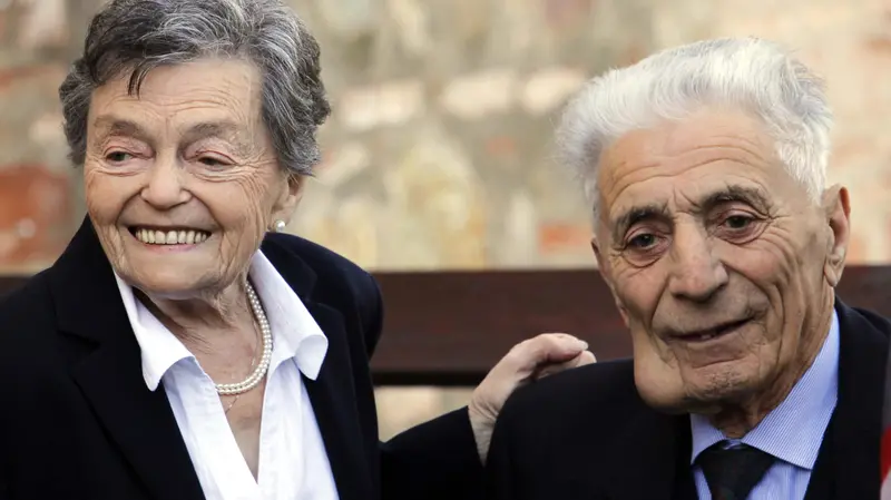 Elda e Pietro si sono sposati nel 1956: il loro matrimonio è durato 64 anni