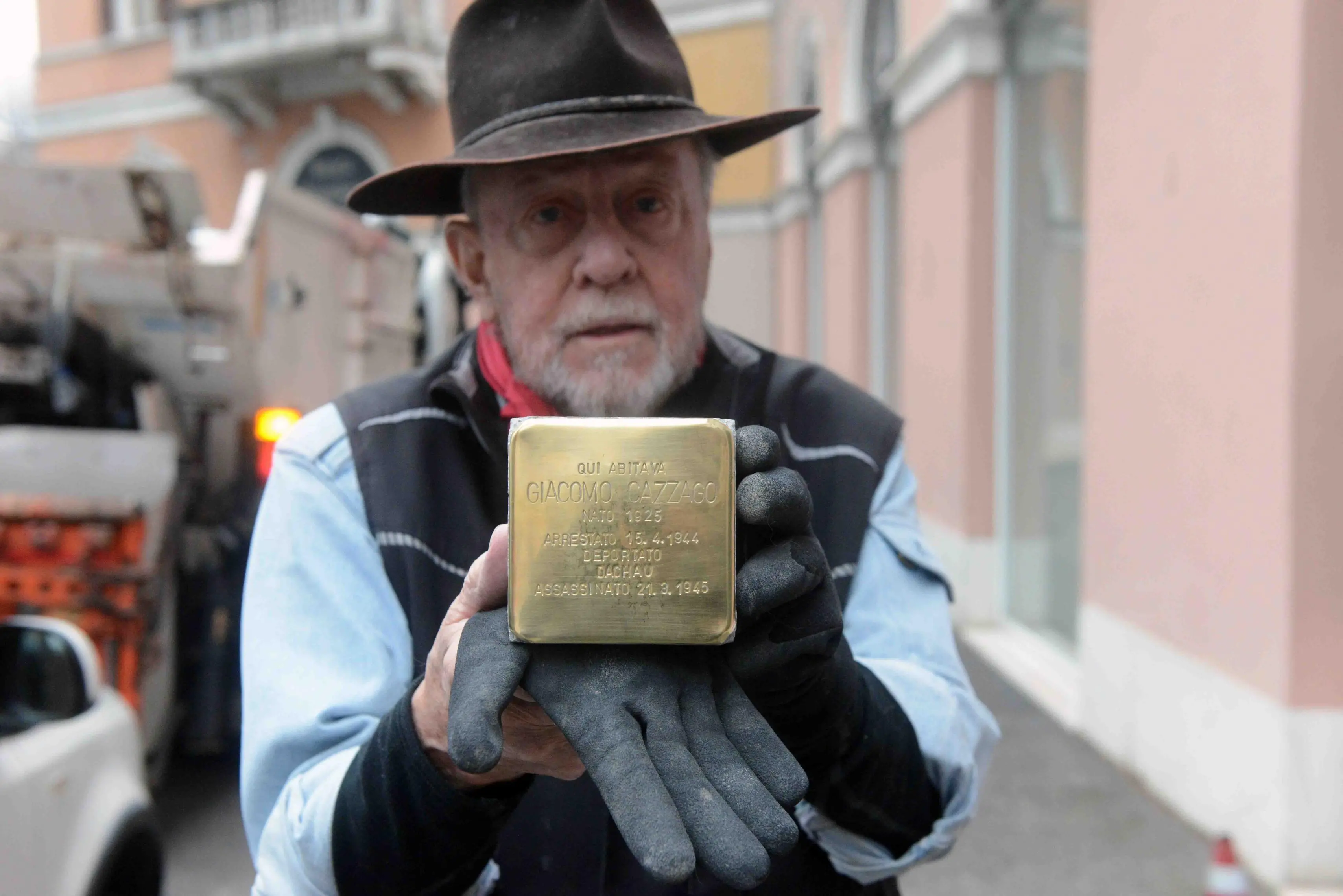 Le tre nuove pietre d'inciampo a Brescia