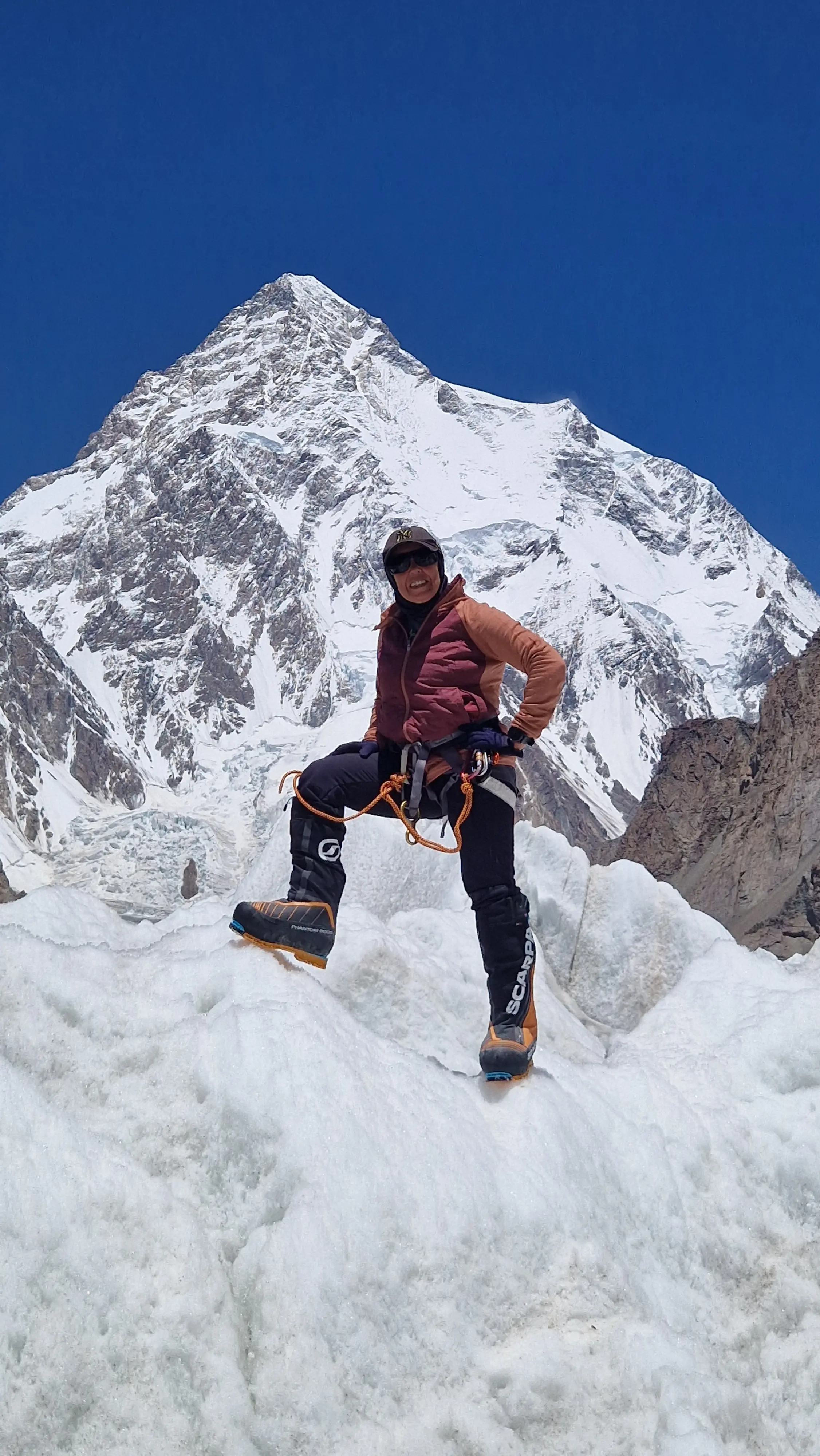 Bouchra Baibanou durante la scalata delle Seven Summits