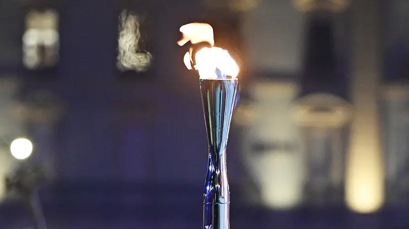 La Fiamma Olimpica - Foto Ansa © www.giornaledibrescia.it