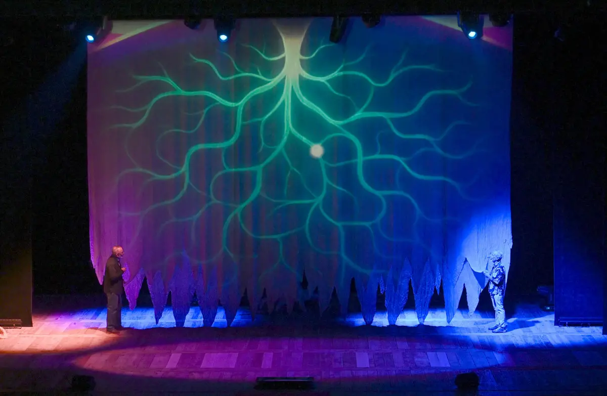 La lezione sulle piante di Giovanni Storti e Stefano Mancuso