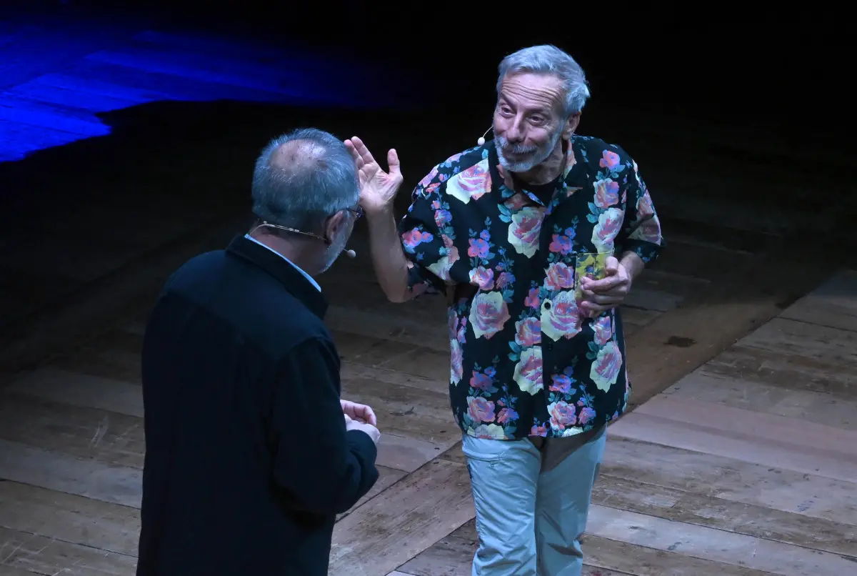 La lezione sulle piante di Giovanni Storti e Stefano Mancuso