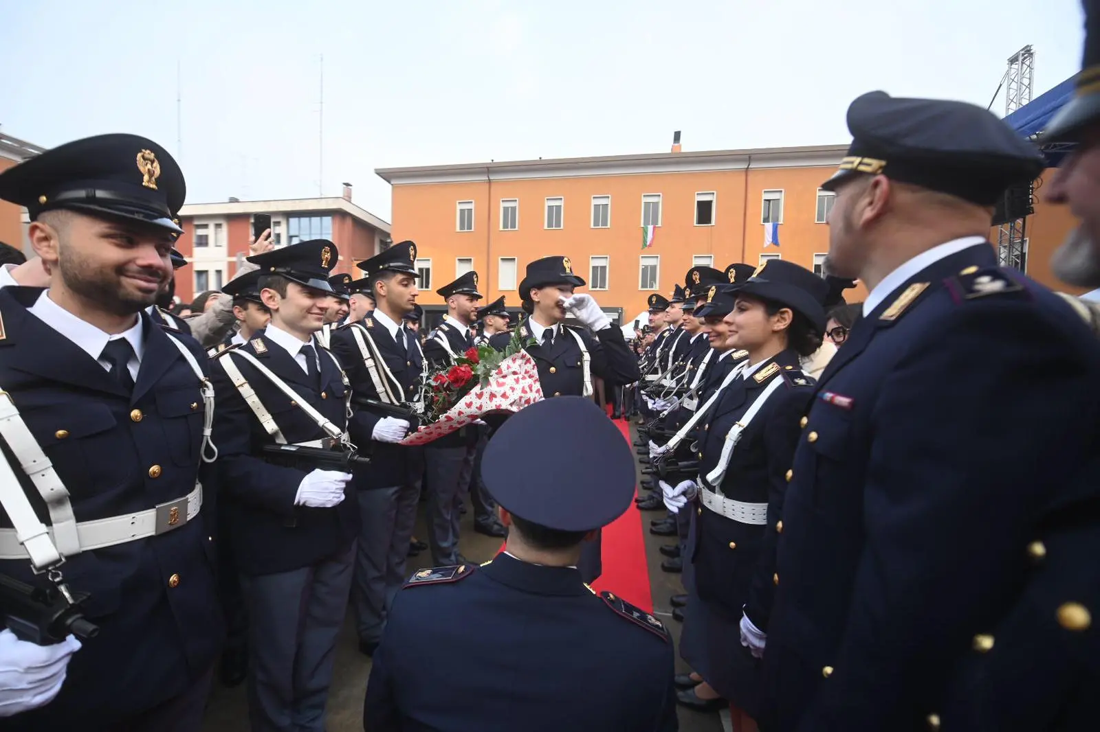 Il giuramento degli Agenti allievi alla Polgai