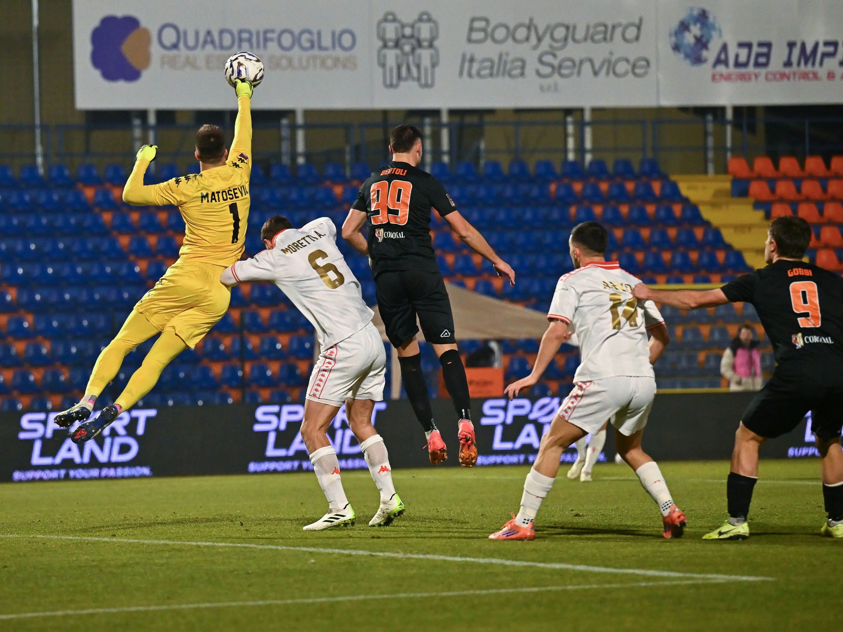 Serie C, gli scatti di Ospitaletto-Triestina