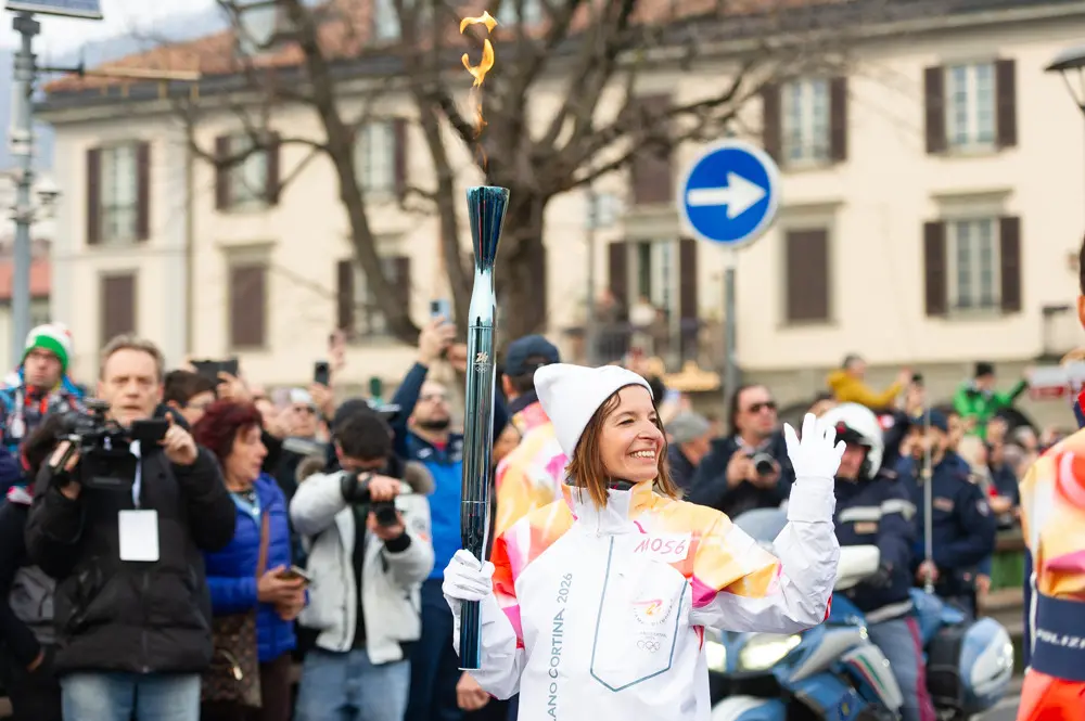 La Fiamma olimpica tra Sarnico e Paratico