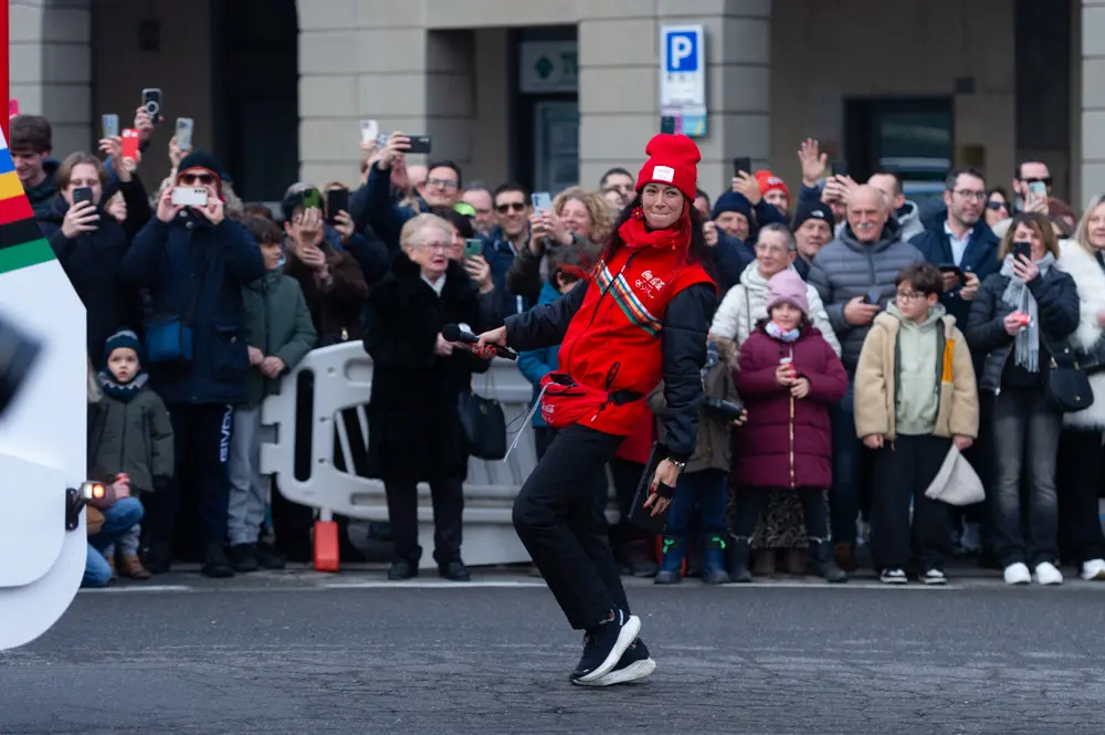 La Fiamma olimpica tra Sarnico e Paratico