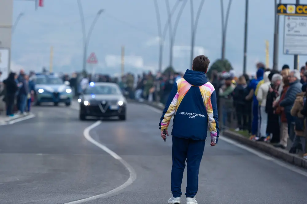 La Fiamma olimpica tra Sarnico e Paratico