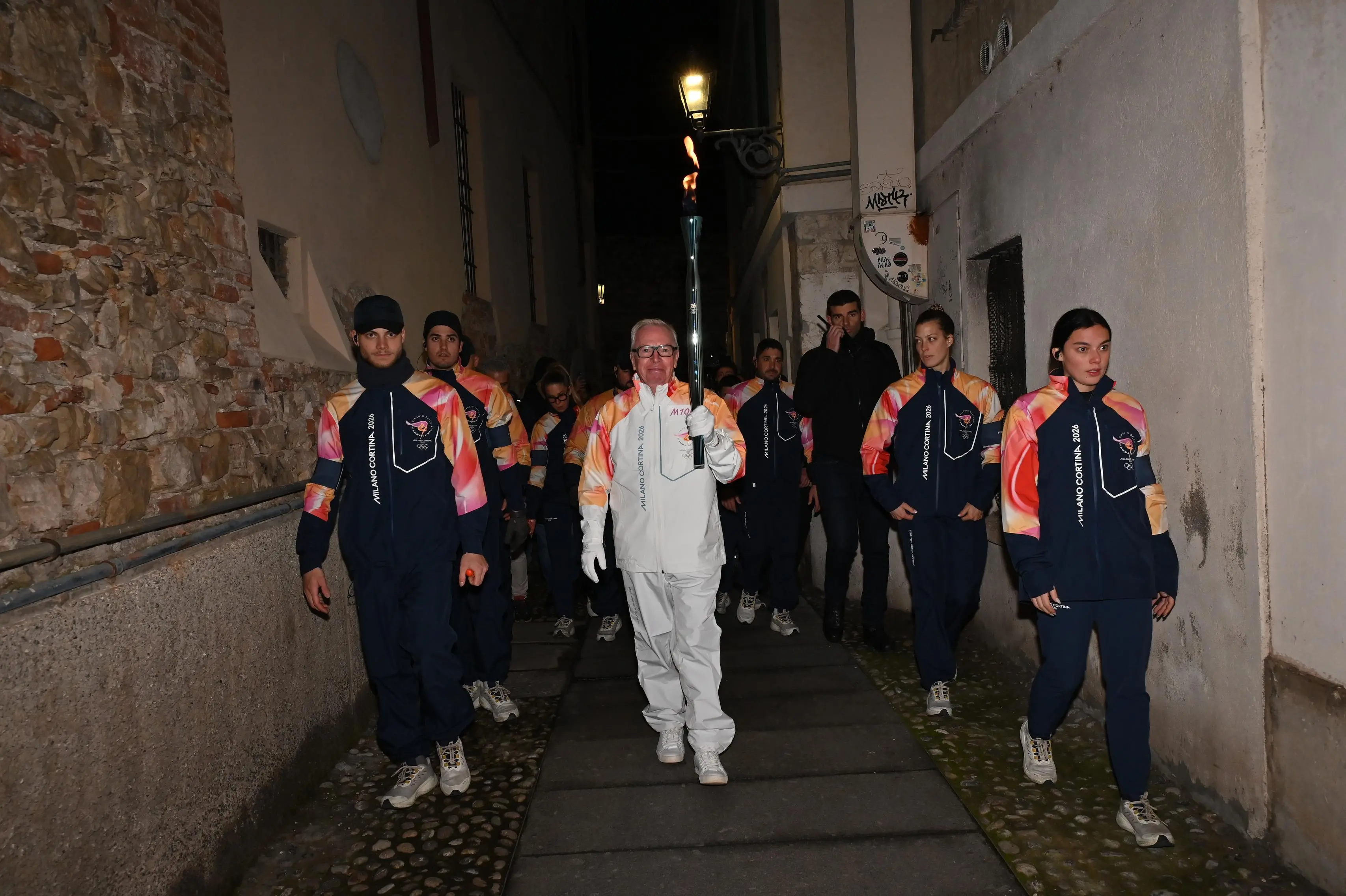I tedofori con la Fiamma olimpica a Brescia