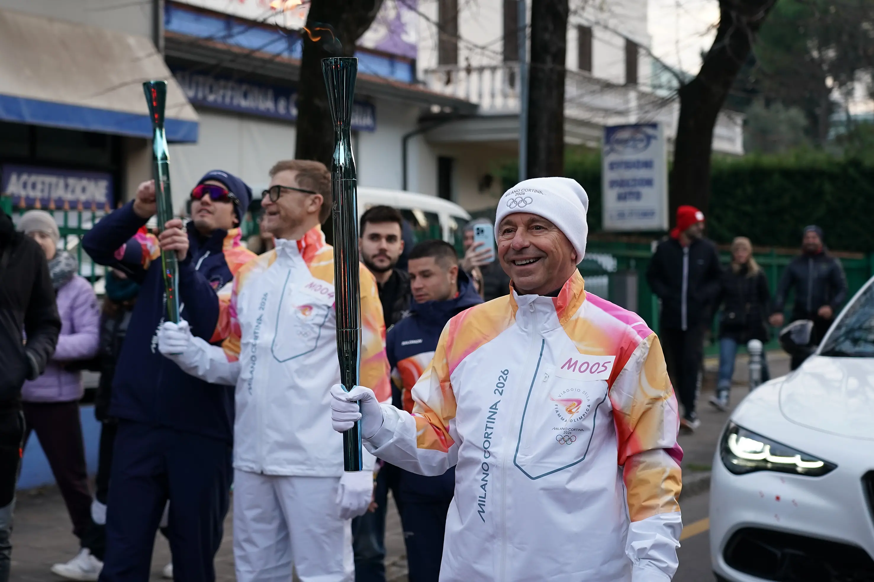 Il passaggio della Fiamma olimpica da Desenzano del Garda