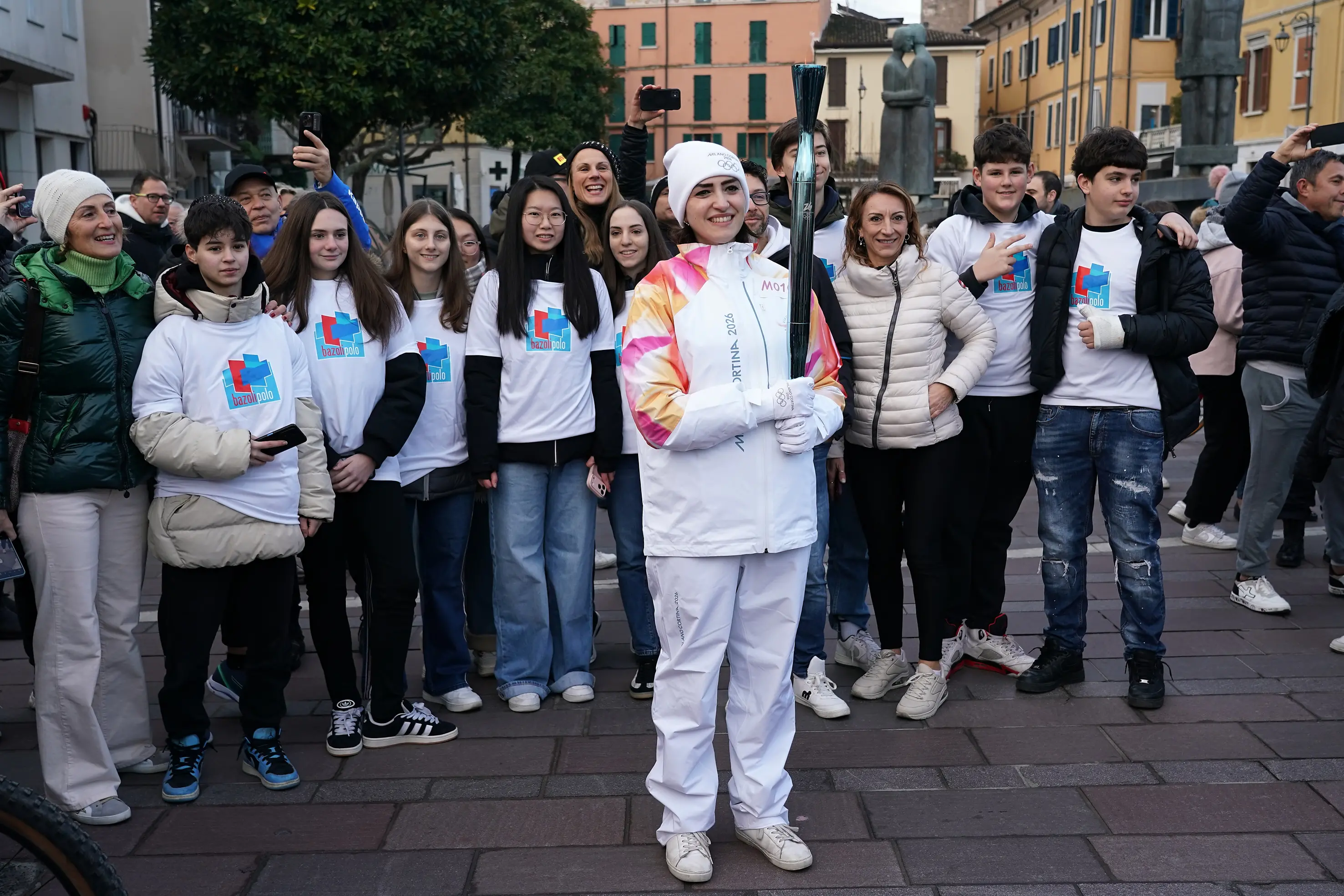 Il passaggio della Fiamma olimpica da Desenzano del Garda