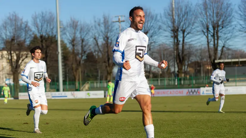 Terza vittoria consecutiva per il Desenzano - mazzocchi@newreporter - © www.giornaledibrescia.it