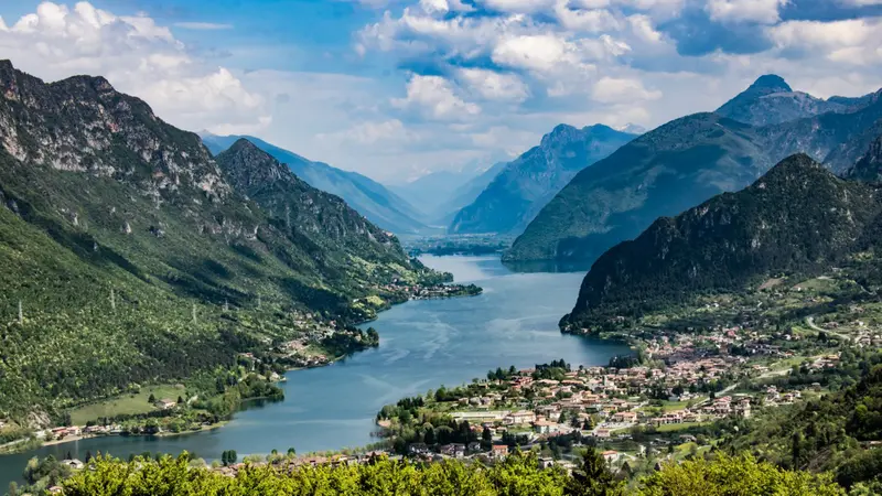 Una veduta del lago d'Idro - Foto di Luigi.gg tratta da zoom.giornaledibrescia.it