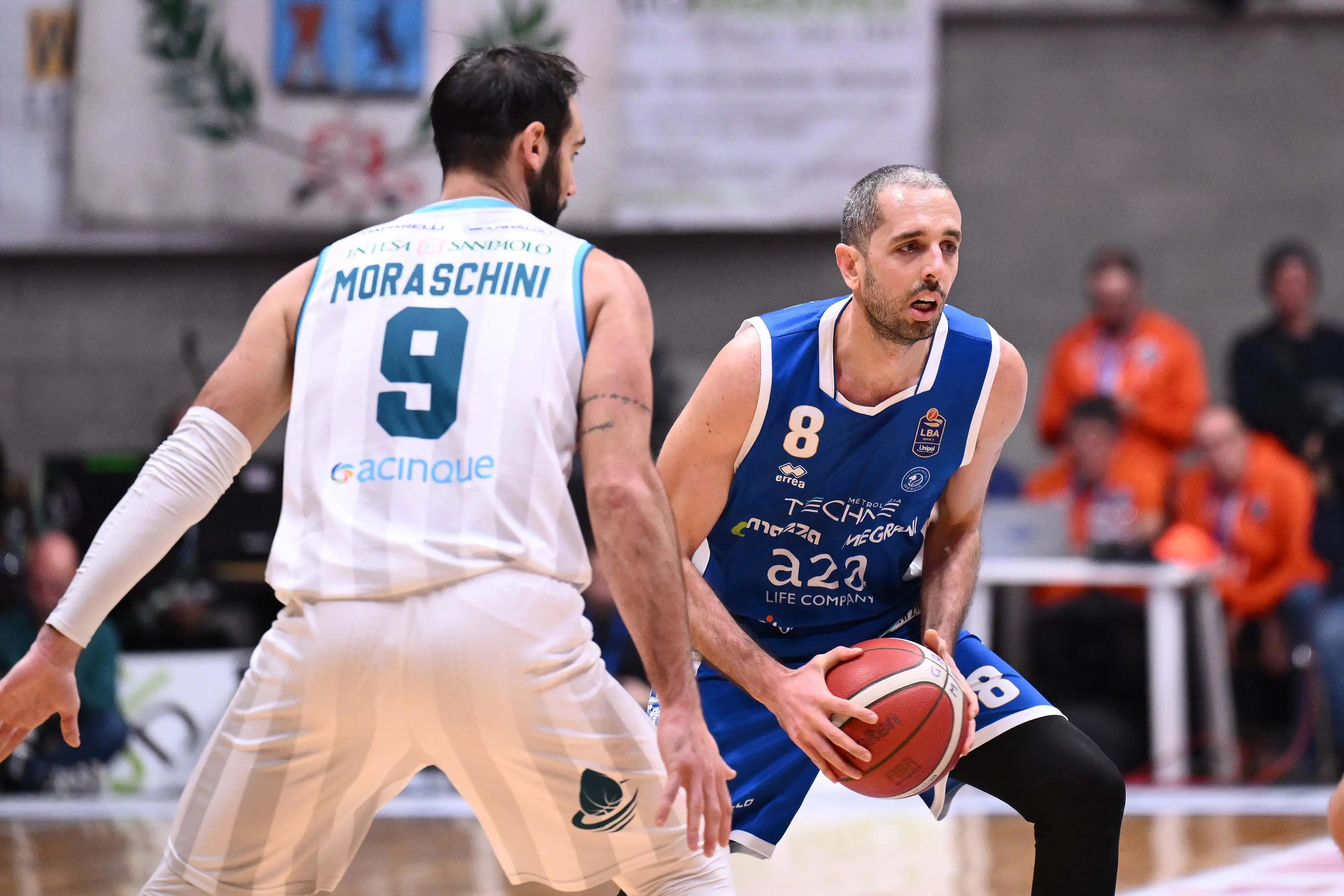 Basket: le immagini di Cantù-Germani Brescia