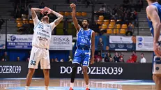 Basket: le immagini di Cantù-Germani Brescia