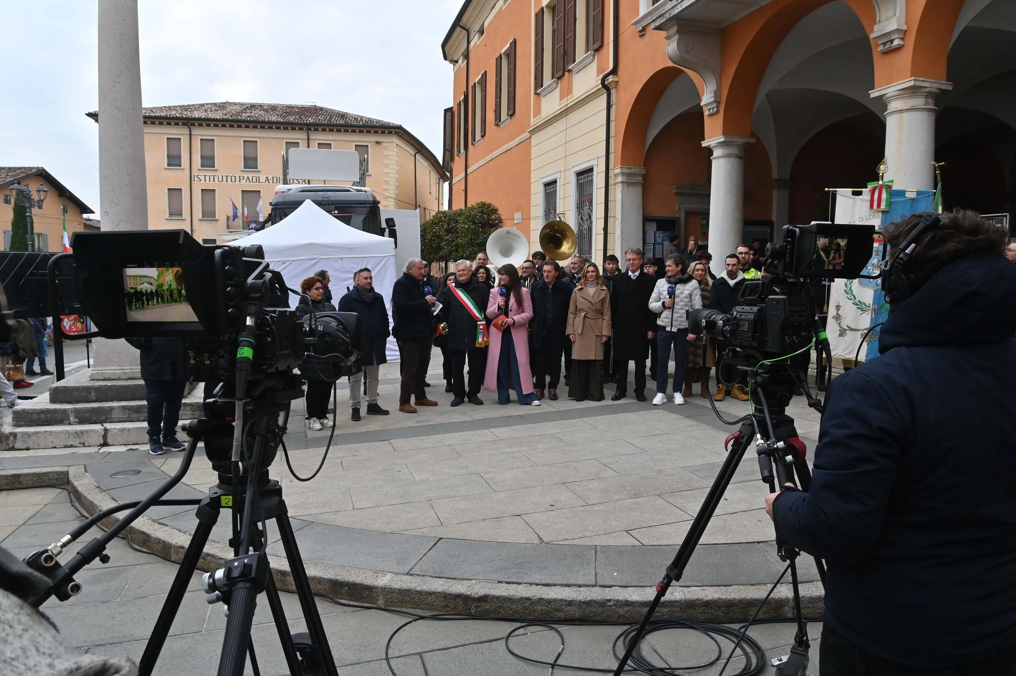 LONATO IN PIAZZA CON NOI REDAZIONE PROVINCIA 18-01-2026  GABRIELE STRADA NEW EDEN GROUP 