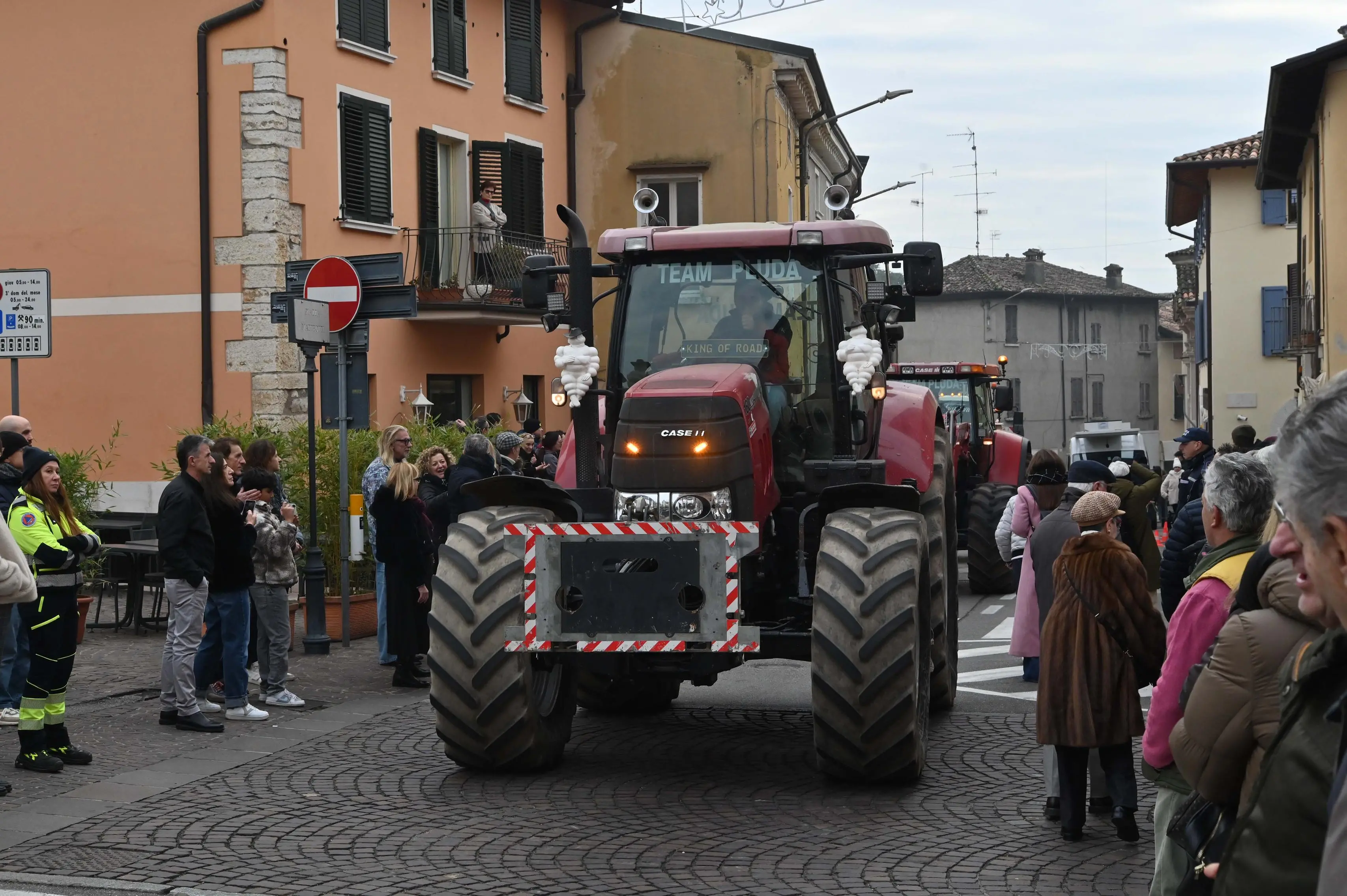 LONATO IN PIAZZA CON NOI REDAZIONE PROVINCIA 18-01-2026  GABRIELE STRADA NEW EDEN GROUP 
