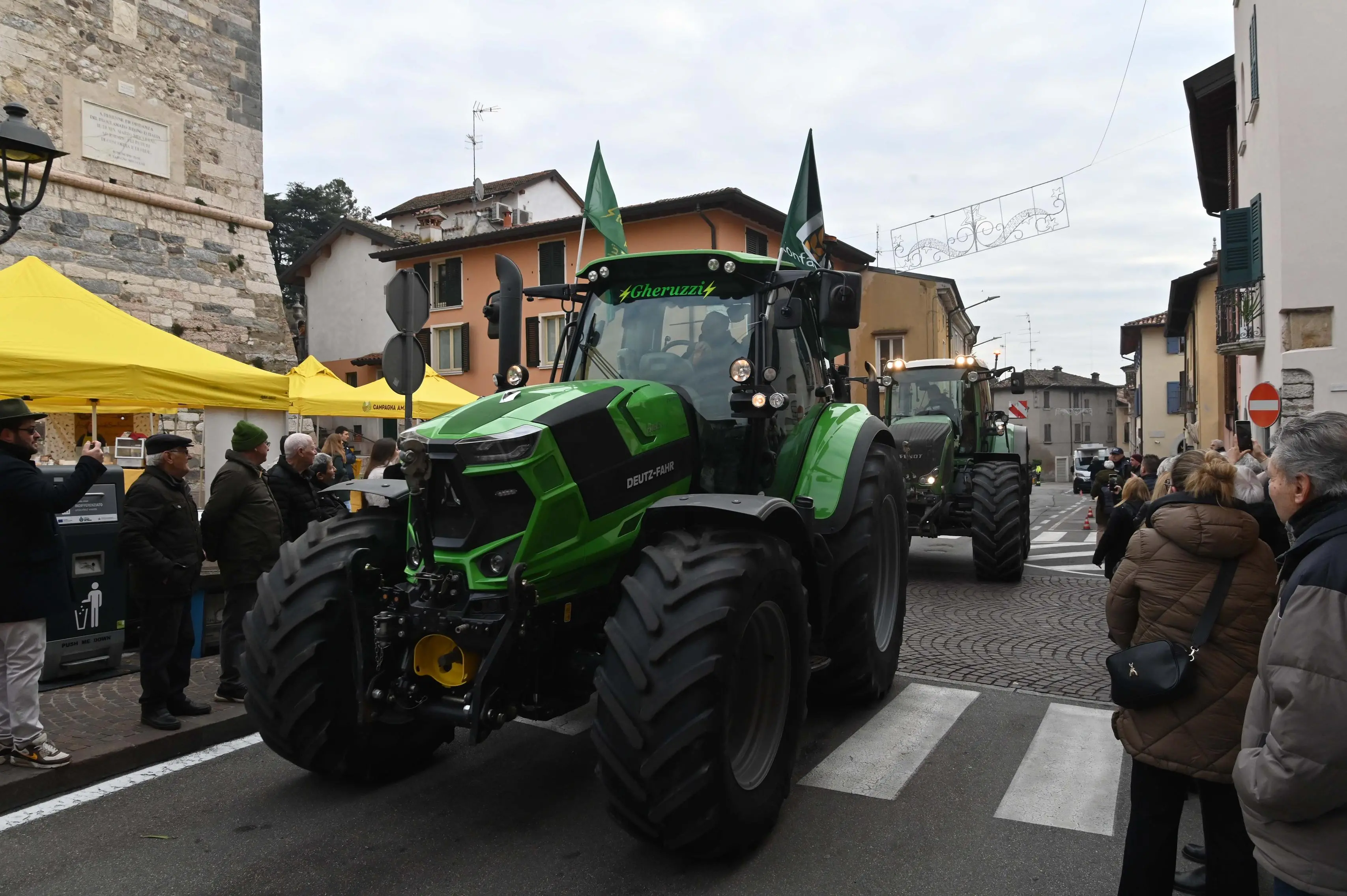 LONATO IN PIAZZA CON NOI REDAZIONE PROVINCIA 18-01-2026  GABRIELE STRADA NEW EDEN GROUP 