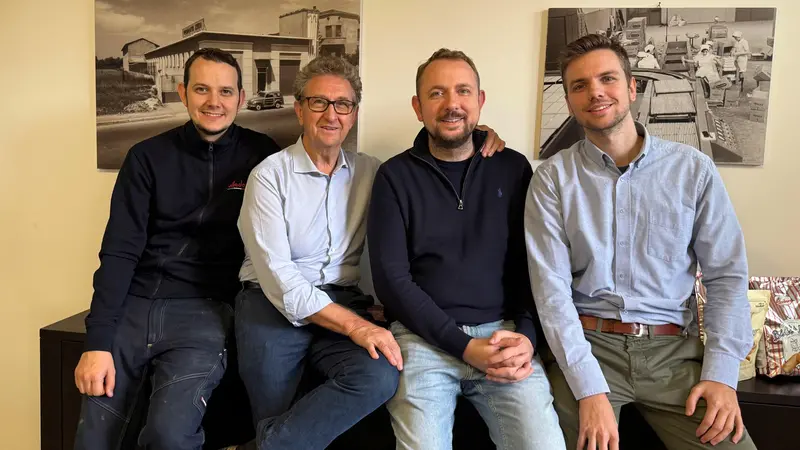 Giorgio Zubani con i figli Giulio, Dario e Marco