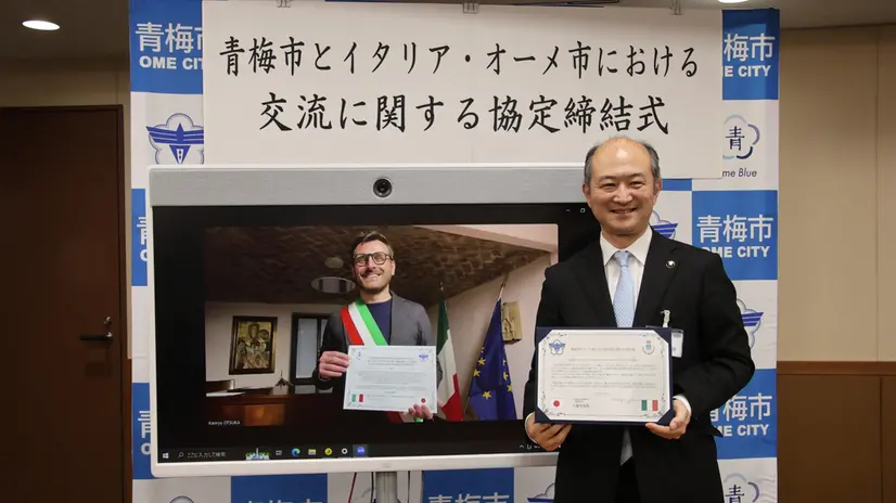 L'incontro a distanza tra Alberto Vanoglio e Toshiaki Oosemachi - © www.giornaledibrescia.it