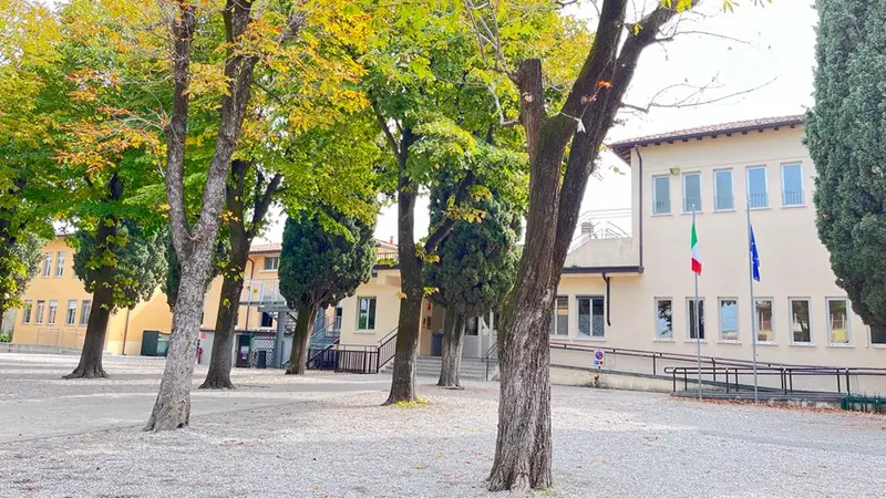 Scuola primaria don Mazzolari di Rivoltella - © www.giornaledibrescia.it