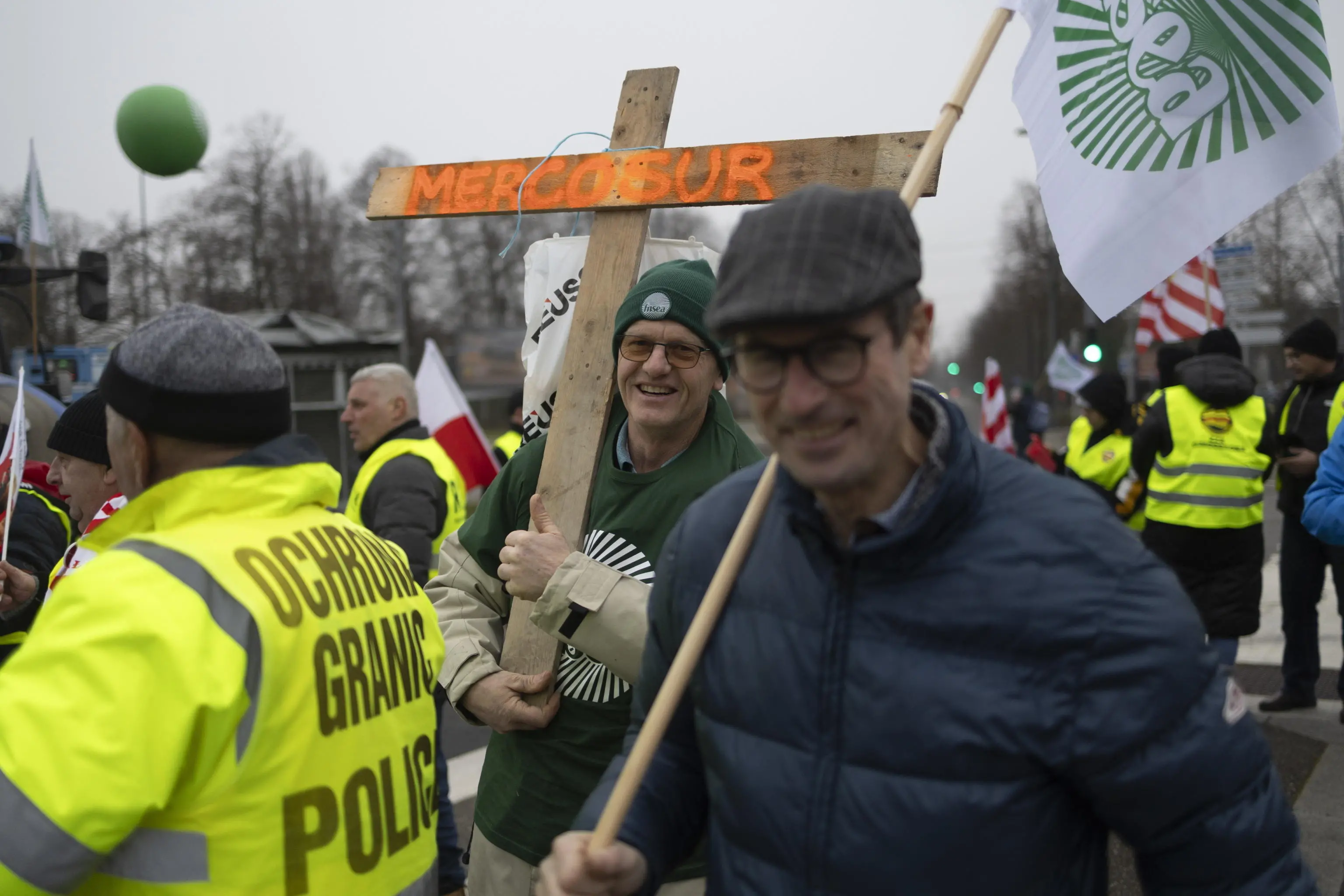 Agricoltori in piazza a Strasburgo