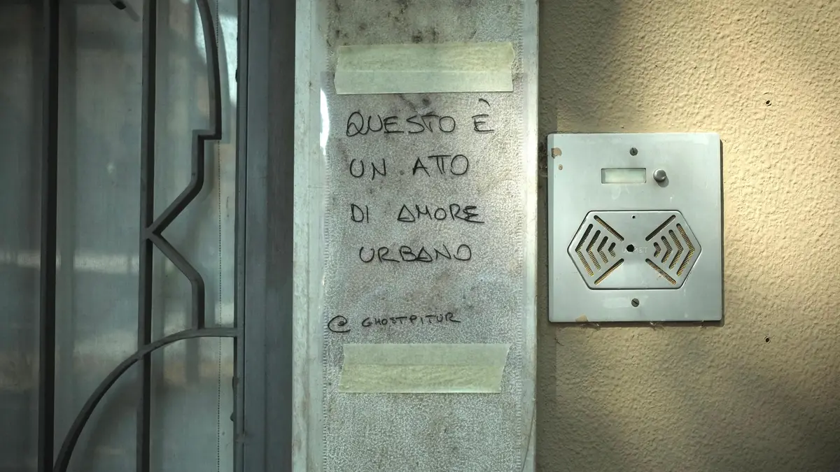 Il messaggio lasciato da Ghost Pitùr - © www.giornaledibrescia.it
