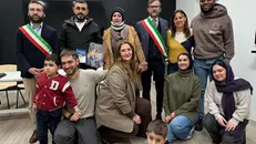 La famiglia palestinese accolta dalle istituzioni a Roncadelle