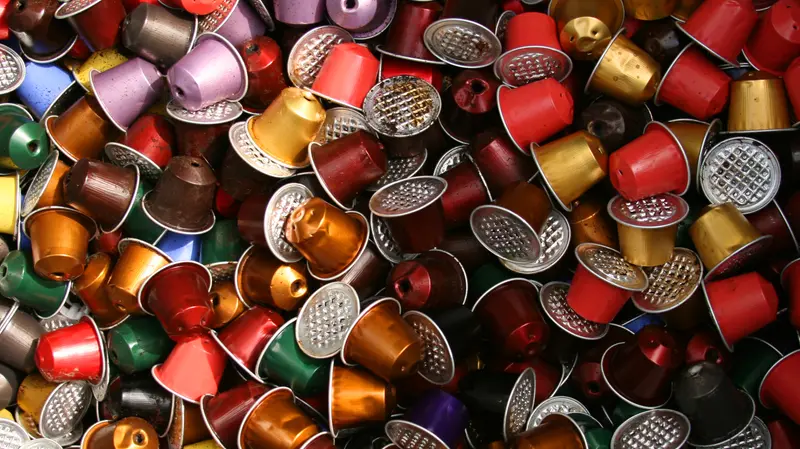 Capsule di caffè esauste