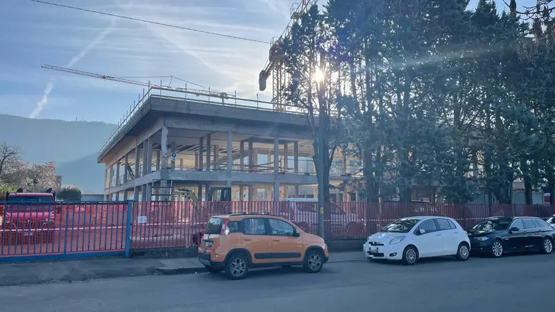 Il cantiere del nuovo polo di neuropsichiatria infantile in via Nikolajewka - © www.giornaledibrescia.it