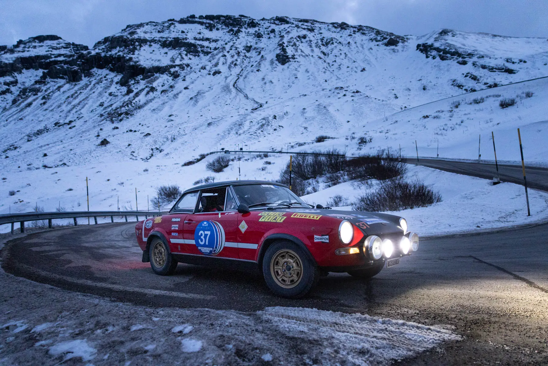 Il passaggio al Passo Pordoi (2.239)