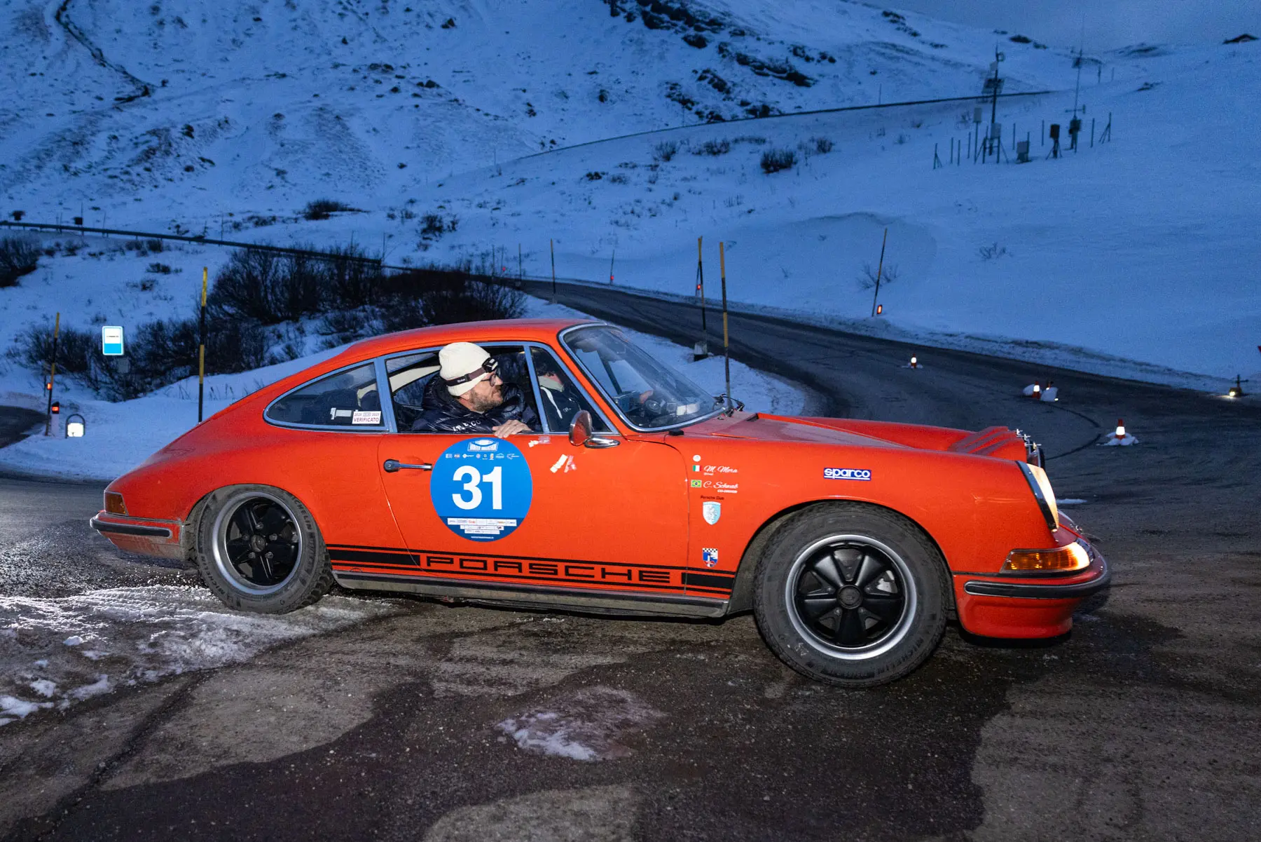 Il passaggio al Passo Pordoi (2.239)