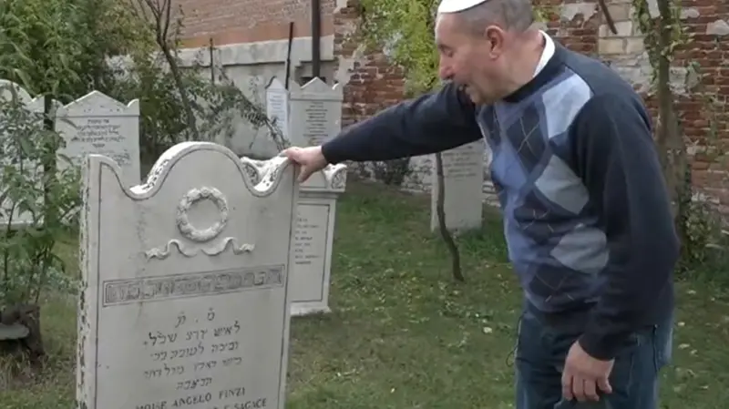 Giuseppe Minera al cimitero ebraico di Ostiano