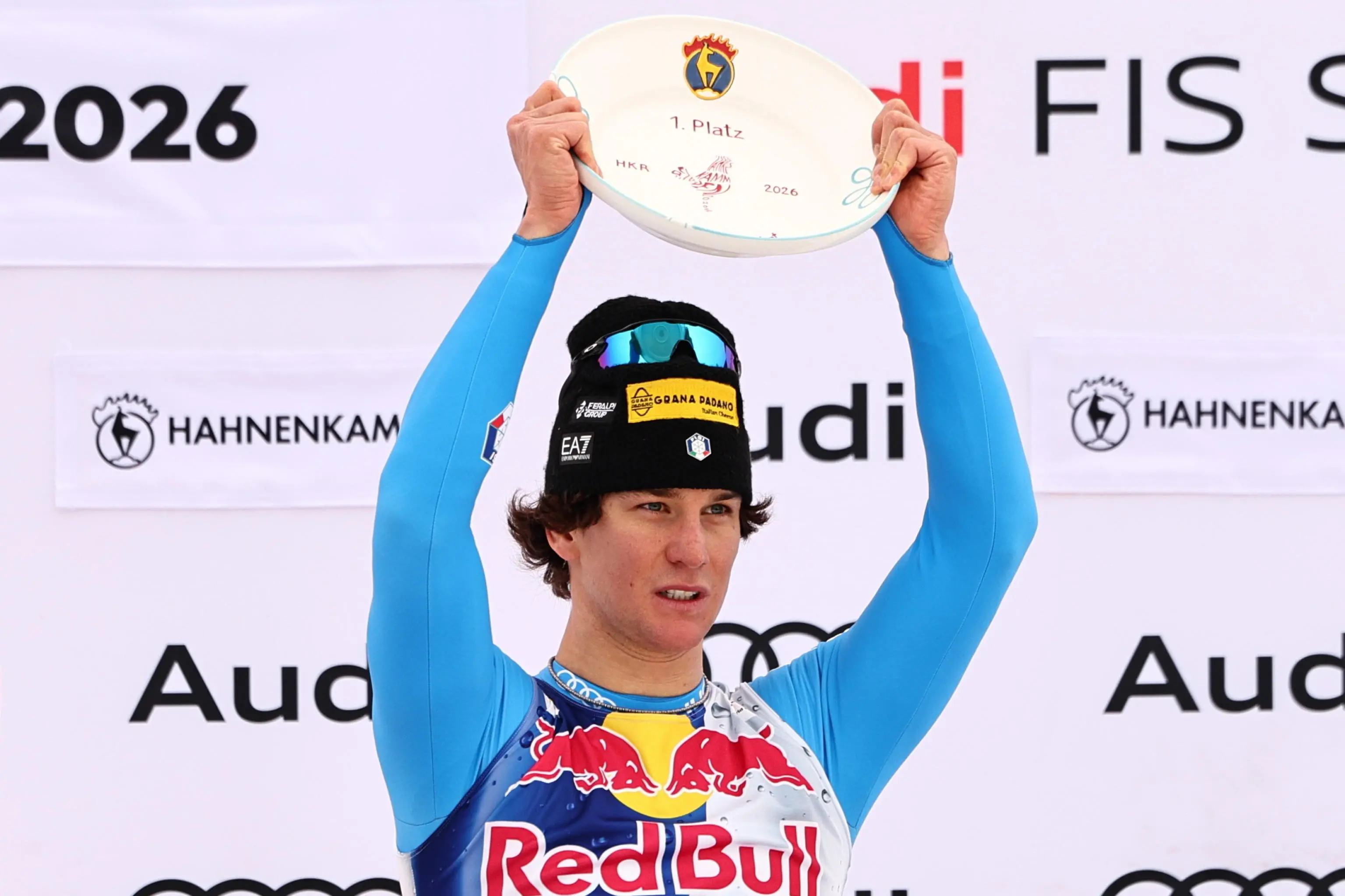 Giovanni Franzoni sul podio di Kitzbühel