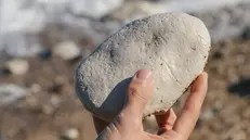 Lanciare un sasso sull'acqua - © www.giornaledibrescia.it