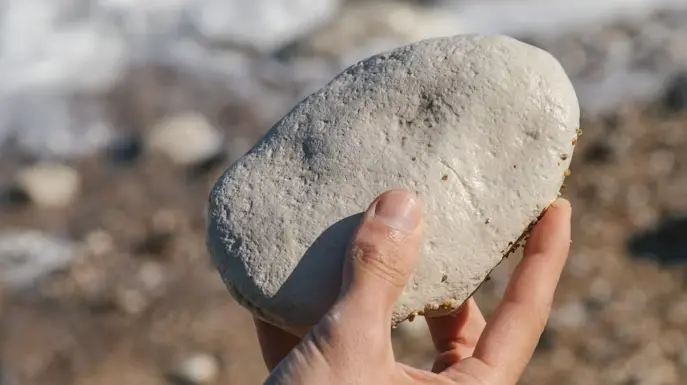 Lanciare un sasso sull'acqua - © www.giornaledibrescia.it