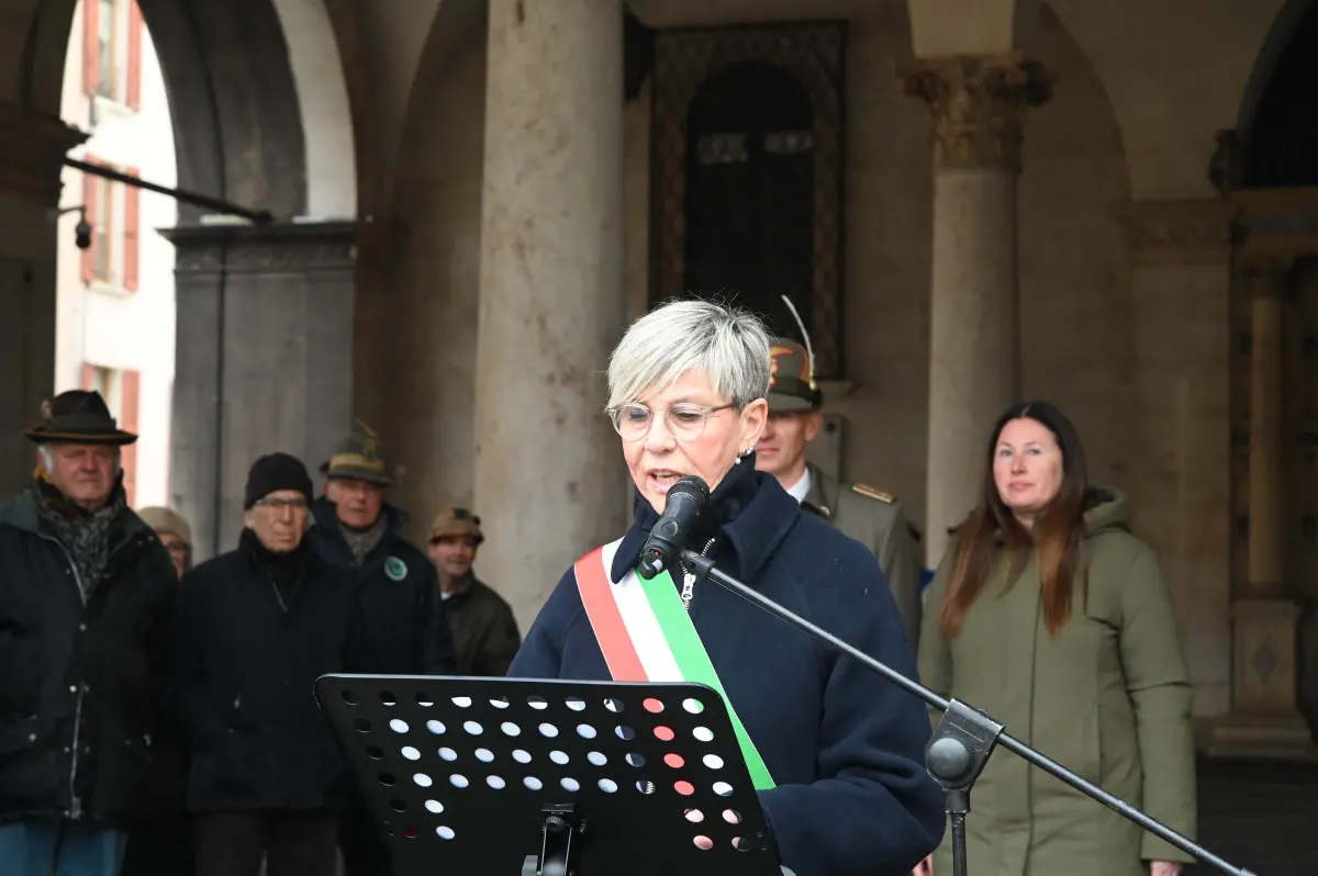 Gli Alpini tra piazza Loggia e piazza Paolo VI
